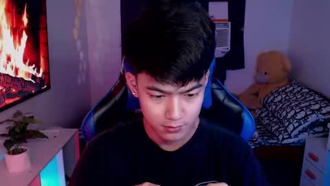 Snapshot of xaldrian_destroyer chatting on 02/17/25, 11:55 Prince Aldrian online show from 02/17/25, 11:55