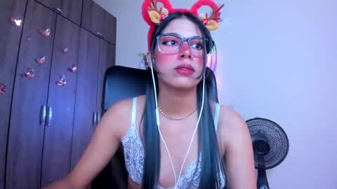 XALLYSONX online show from 12/25/24, 04:54