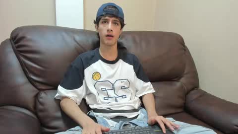 Snapshot of xam_collen chatting on 09/23/25, 04:21 xam_collen online show from 09/23/25, 04:21