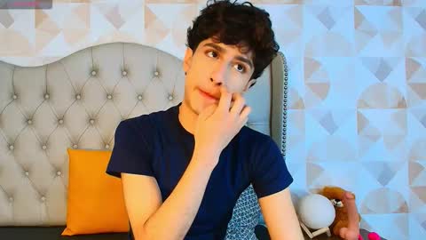 Snapshot of xam_collen chatting on 10/22/25, 02:39 xam_collen online show from 10/22/25, 02:39