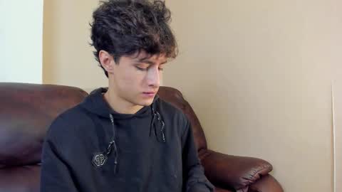 Snapshot of xam_collen chatting on 11/10/25, 02:38 xam_collen online show from 11/10/25, 02:38