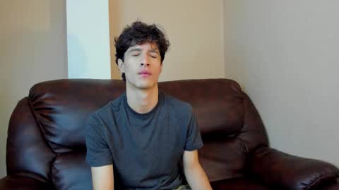 Snapshot of xam_collen chatting on 11/20/25, 03:34 xam_collen online show from 11/20/25, 03:34