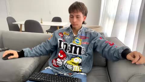 Xam online show from 01/29/25, 08:04