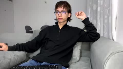 Xam online show from 02/26/25, 06:04