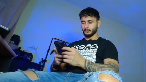 Snapshot of xandercagex chatting on 11/21/25, 05:06 XanderCageX online show from 11/21/25, 05:06