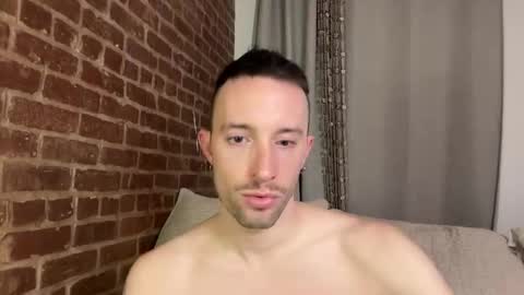 Snapshot of xanderxnyc chatting on 12/22/25, 12:40 xanderxnyc online show from 12/22/25, 12:40