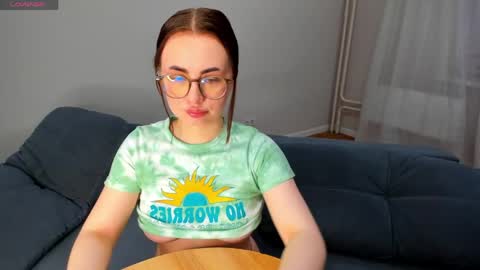 Snapshot of xapka_lapka chatting on 05/05/26, 04:37 Alice online show from 05/05/26, 04:37