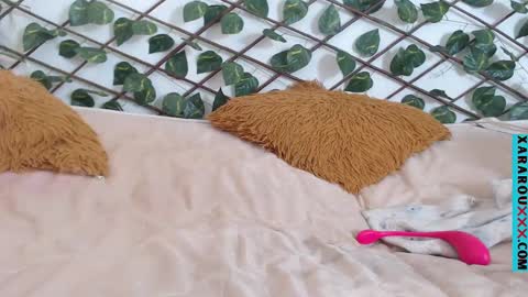       S A R A      100K followers online show from 03/08/25, 12:52