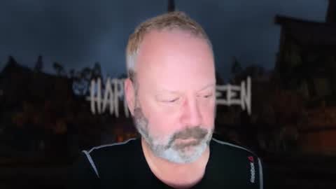 X4RK3V15 online show from 10/31/25, 10:55