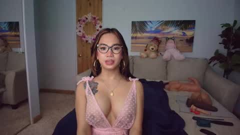 Snapshot of xasianluvbunny chatting on 01/13/26, 05:24 asianluvbunny online show from 01/13/26, 05:24