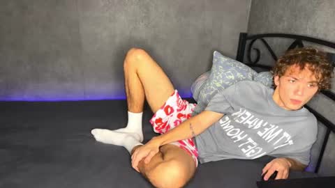 Snapshot of xavier_200 chatting on 12/05/25, 03:59 Xavier PVT open online show from 12/05/25, 03:59