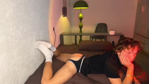Snapshot of xavier_200 chatting on 03/04/26, 01:50 Xavier PVT open online show from 03/04/26, 01:50