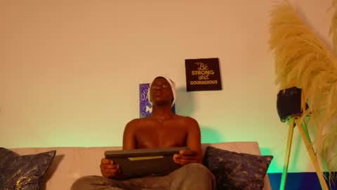 Snapshot of xavier_cole chatting on 06/10/26, 07:35 xavier_cole online show from 06/10/26, 07:35