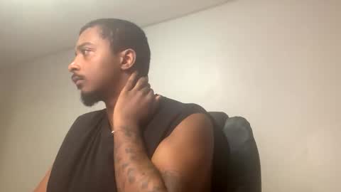 Snapshot of xaviermillerxxx chatting on 10/27/25, 12:42 Xavier Miller online show from 10/27/25, 12:42
