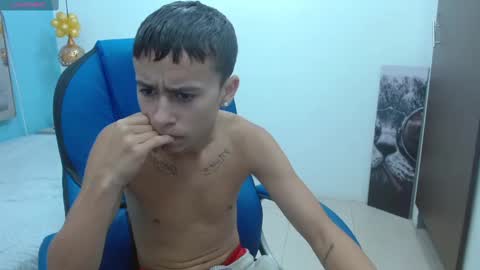 Snapshot of xavii_18_ chatting on 01/22/25, 12:06 xavii_18_ online show from 01/22/25, 12:06