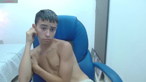 Snapshot of xavii_18_ chatting on 01/22/25, 03:07 xavii_18_ online show from 01/22/25, 03:07