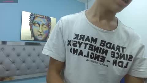 Snapshot of xavii_18_ chatting on 01/23/25, 06:35 xavii_18_ online show from 01/23/25, 06:35