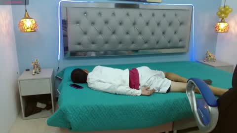 Snapshot of xavii_18_ chatting on 02/05/25, 04:47 xavii_18_ online show from 02/05/25, 04:47