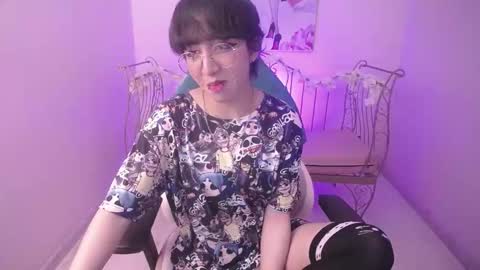 Xayah online show from 12/16/24, 01:22