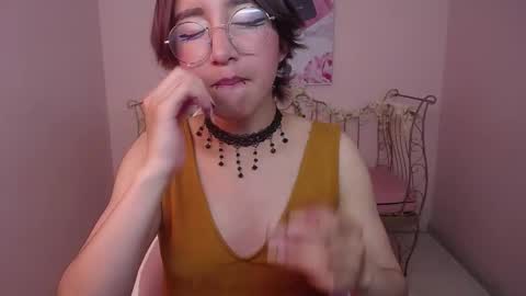 Xayah online show from 01/24/25, 05:42
