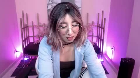 Xayah online show from 02/18/25, 01:55