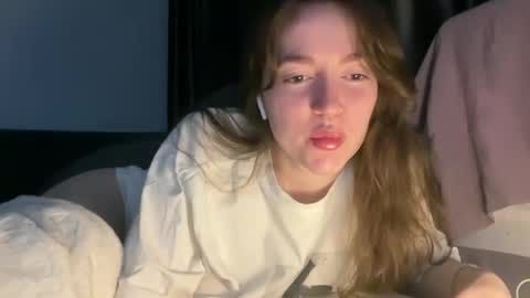xcharliesa online show from 02/07/25, 08:20