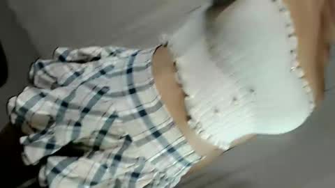 Snapshot of xchinita_kyanggx chatting on 10/12/25, 07:57 kianna online show from 10/12/25, 07:57