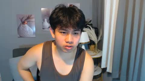 Charlie online show from 03/10/26, 01:54