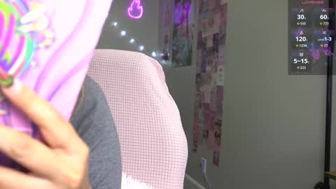 Snapshot of xclusivesecrets chatting on 11/06/25, 07:48 spoil me here online show from 11/06/25, 07:48