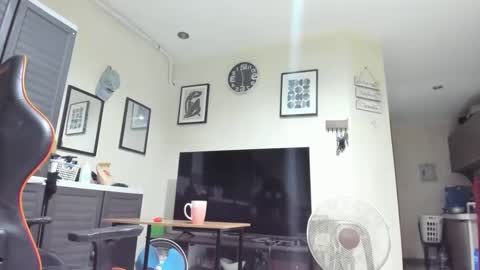 xdreamangel online show from 01/13/25, 10:03