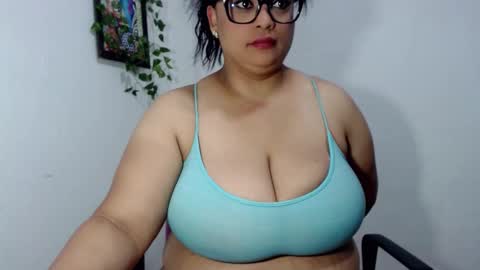 xelenagomez31 online show from 12/05/24, 01:25
