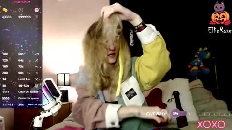 Snapshot of xelliee_rosex chatting on 11/15/25, 06:59 EllieeRose online show from 11/15/25, 06:59