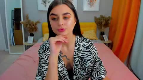 Emma online show from 02/23/25, 04:35