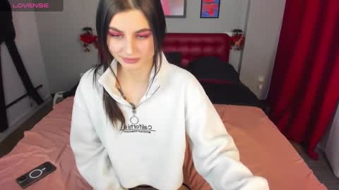 Emma online show from 03/04/25, 01:49