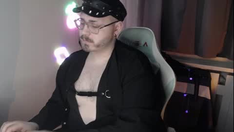 F A B I A N online show from 10/24/25, 06:59