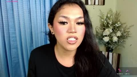 Snapshot of xfreyalibitina69x chatting on 10/27/25, 02:21 xfreyalibitina69x online show from 10/27/25, 02:21