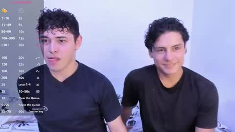 Snapshot of xhans17 chatting on 10/01/25, 12:49 xhan online show from 10/01/25, 12:49