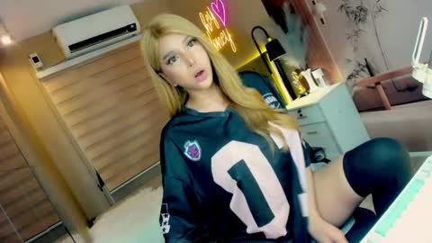 hey honey online show from 06/08/26, 05:52