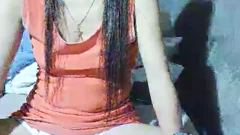 Snapshot of xhotskinny69x chatting on 10/11/25, 10:14 xhotskinny69x online show from 10/11/25, 10:14