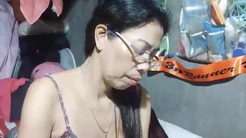 Snapshot of xhotskinny69x chatting on 11/21/25, 11:09 xhotskinny69x online show from 11/21/25, 11:09