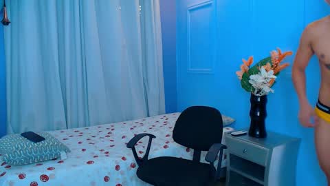 MICHAEL HUGE online show from 02/28/25, 08:28