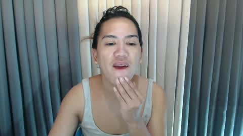 GWEN THOMPSON .......   online show from 12/08/24, 09:41