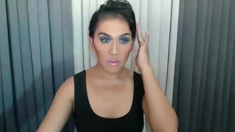 GWEN THOMPSON .......   online show from 12/29/24, 01:02