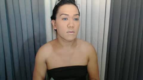 GWEN THOMPSON .......   online show from 01/03/25, 01:16