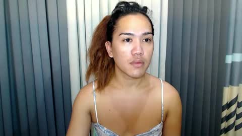 GWEN THOMPSON .......   online show from 02/15/25, 05:19