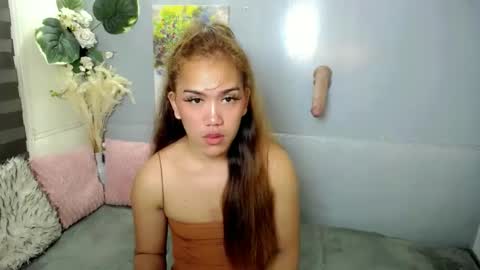 GWEN THOMPSON .......   online show from 03/10/25, 05:18