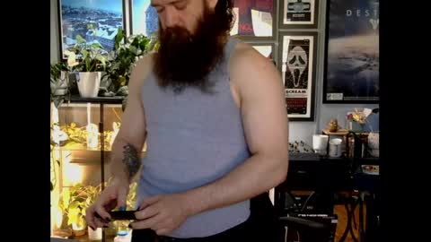 xiisil online show from 04/27/26, 04:27