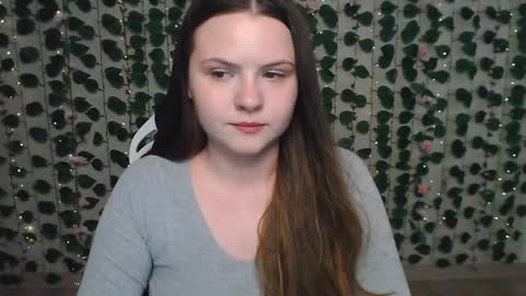 Lina online show from 12/03/24, 07:21