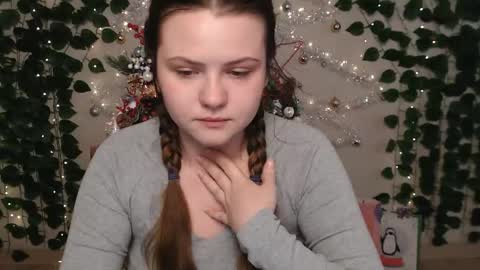 Lina online show from 12/28/24, 07:33