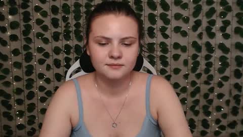 Lina online show from 02/17/25, 07:15
